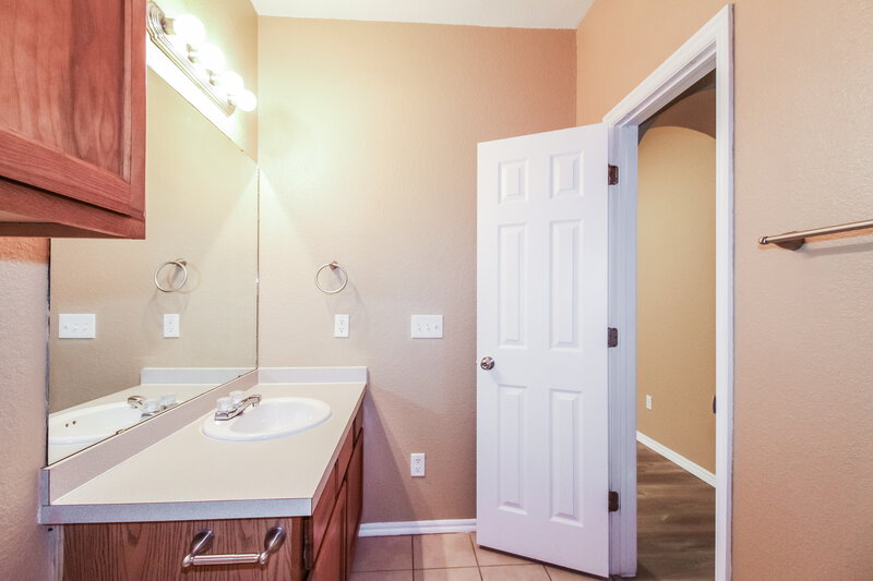 1,435/Mo, 7104 Eagles Landing Oklahoma City, OK 73135 Bedroom View 5