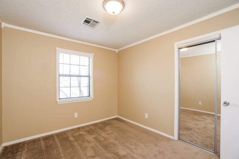 1,500/Mo, 12604 Whispering Hollow Dr Oklahoma City, OK 73142 Bedroom View 3