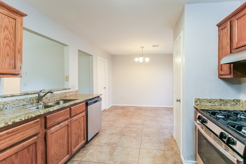 1,280/Mo, 12817 Brandon Pl Oklahoma City, OK 73142 Breakfast Nook View
