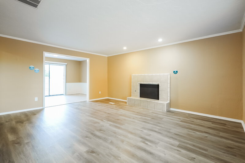 1,535/Mo, 7421 NW 125th St Oklahoma City, OK 73142 Living Room View