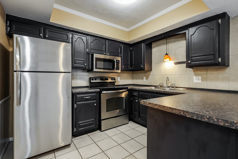 1,535/Mo, 7421 NW 125th St Oklahoma City, OK 73142 Kitchen View