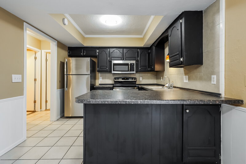 1,535/Mo, 7421 NW 125th St Oklahoma City, OK 73142 Kitchen View 2