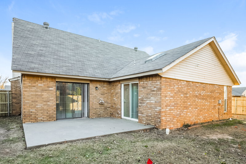 1,535/Mo, 7421 NW 125th St Oklahoma City, OK 73142 Rear View