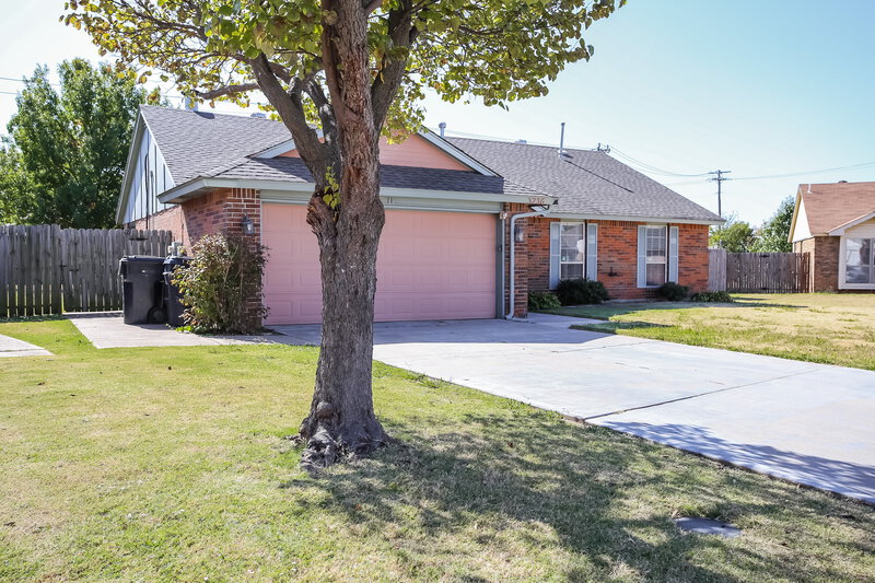 1,395/Mo, 3236 SW 96th St Oklahoma City, OK 73159 Front View 2