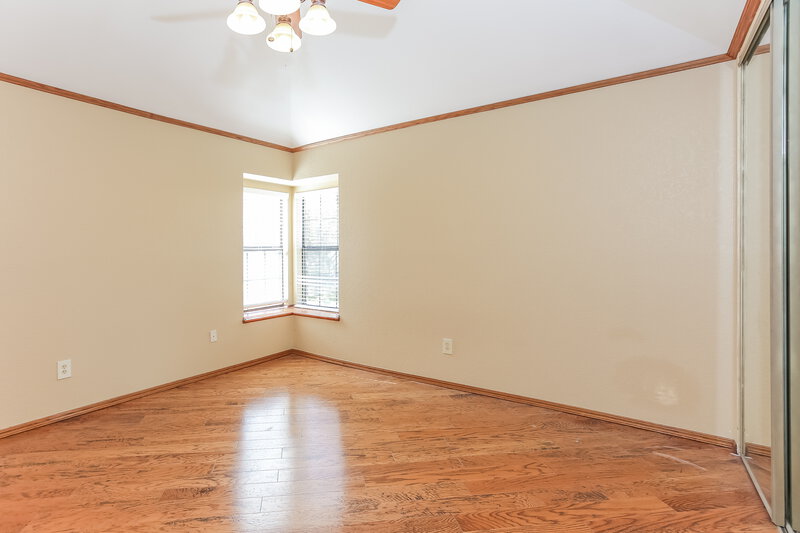1,395/Mo, 3236 SW 96th St Oklahoma City, OK 73159 Master Bedroom View 2