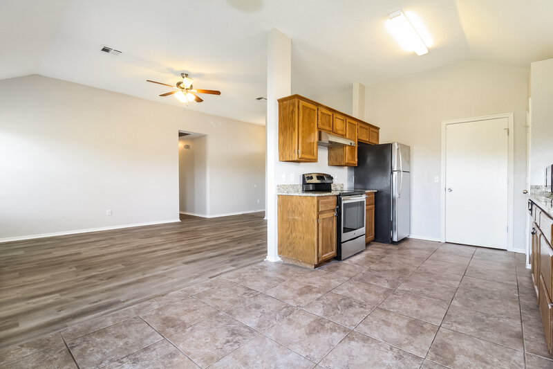1,460/Mo, 10312 Lighthouse Ct Oklahoma City, OK 73159 Dining Room View