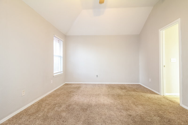 1,310/Mo, 312 SE 6th St Moore, OK 73160 Bedroom View 4