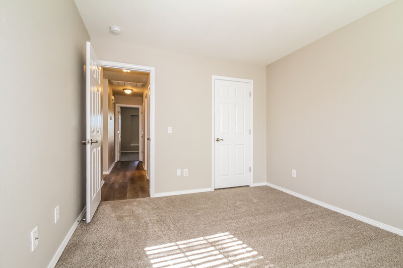 1,730/Mo, 1016 NW 14th Pl Moore, OK 73160 Bedroom View