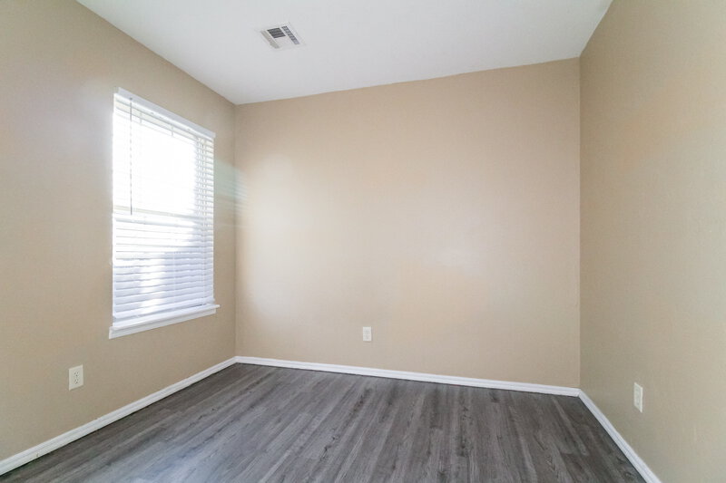 1,505/Mo, 4009 Notting Hill Dr Moore, OK 73160 Bedroom View