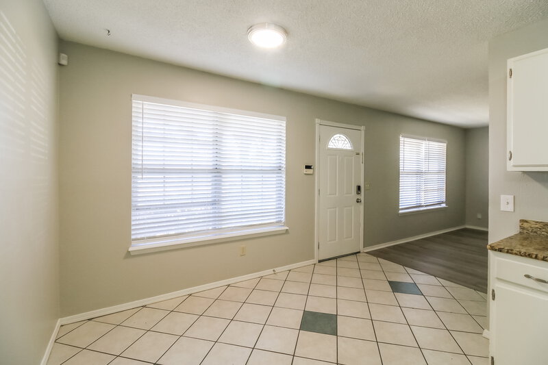 1,165/Mo, 629 Champion Ln Moore, OK 73160 Dining Room View
