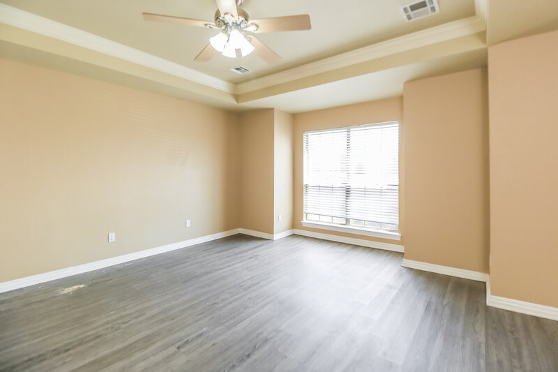 1,615/Mo, 2617 SE 6th Circle Moore, OK 73160 Main Bedroom View