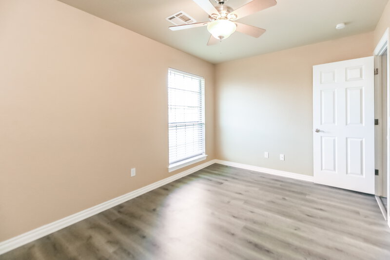 1,615/Mo, 2617 SE 6th Circle Moore, OK 73160 Bedroom View 2