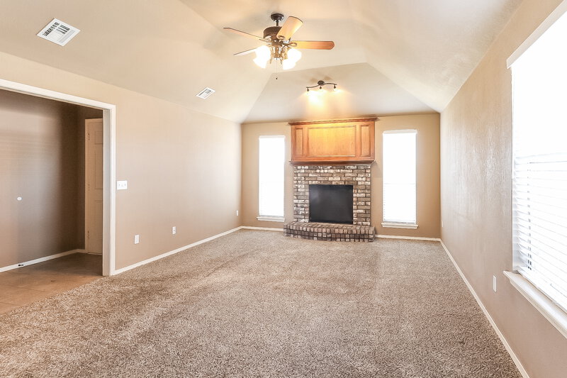1,610/Mo, 1400 Eagle Drive Moore, OK 73160 Living Room View