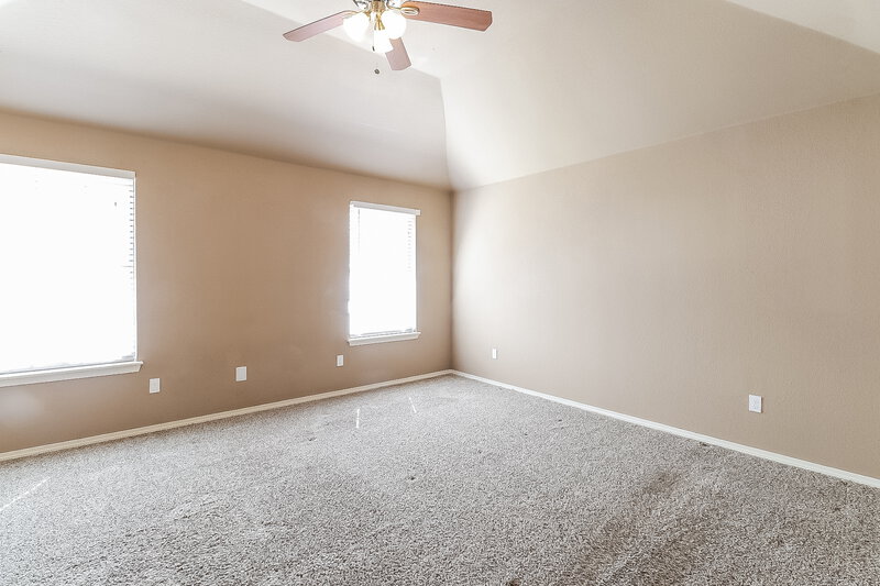 1,610/Mo, 1400 Eagle Drive Moore, OK 73160 Master Bedroom View