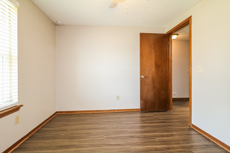 1,570/Mo, 1513 NE 3rd St Moore, OK 73160 Bedroom View 2
