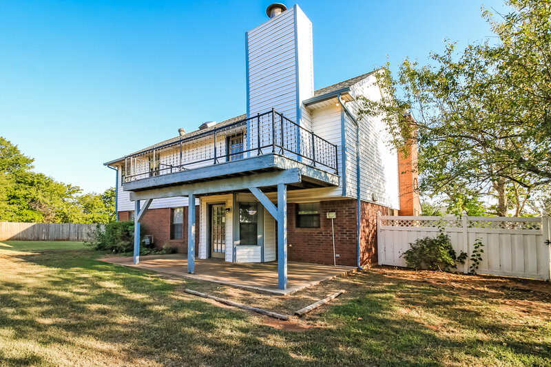 1,725/Mo, 1421 Blaine Ct Moore, OK 73160 Rear View