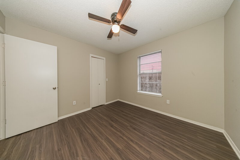 2,170/Mo, 501 N Ramblin Oaks Dr Moore, OK 73160 Bedroom View
