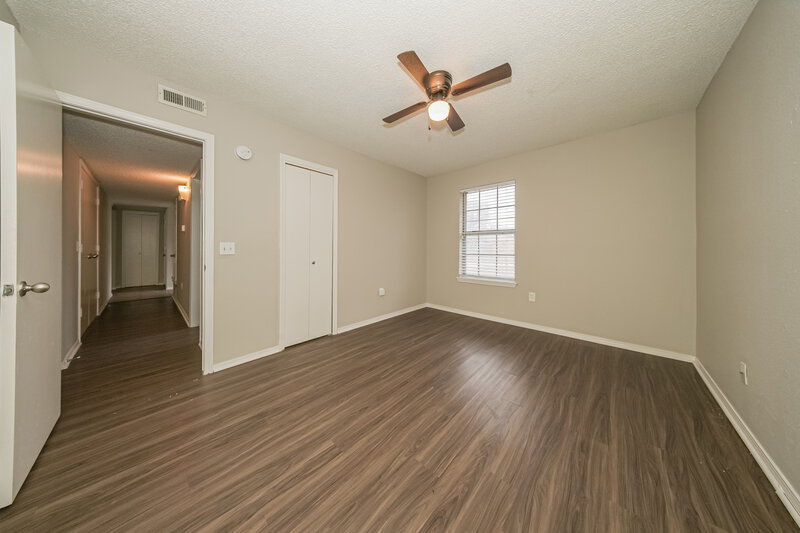 2,170/Mo, 501 N Ramblin Oaks Dr Moore, OK 73160 Bedroom View 4