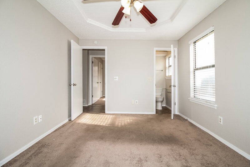 1,210/Mo, 916 David Rd Moore, OK 73160 Main Bedroom View 2