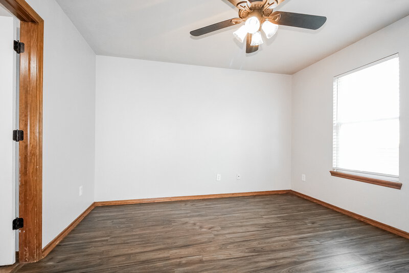 1,870/Mo, 816 Eric Circle Moore, OK 73160 Bedroom View 2