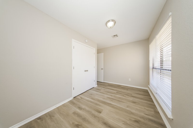 1,700/Mo, 3713 Shannon Dr Moore, OK 73160 Bedroom View