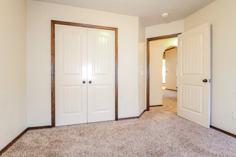 2,200/Mo, 316 Falling Leaf Terrace Moore, OK 73160 Bedroom View 3