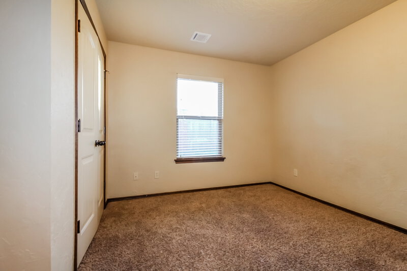 2,200/Mo, 316 Falling Leaf Terrace Moore, OK 73160 Bedroom View 4