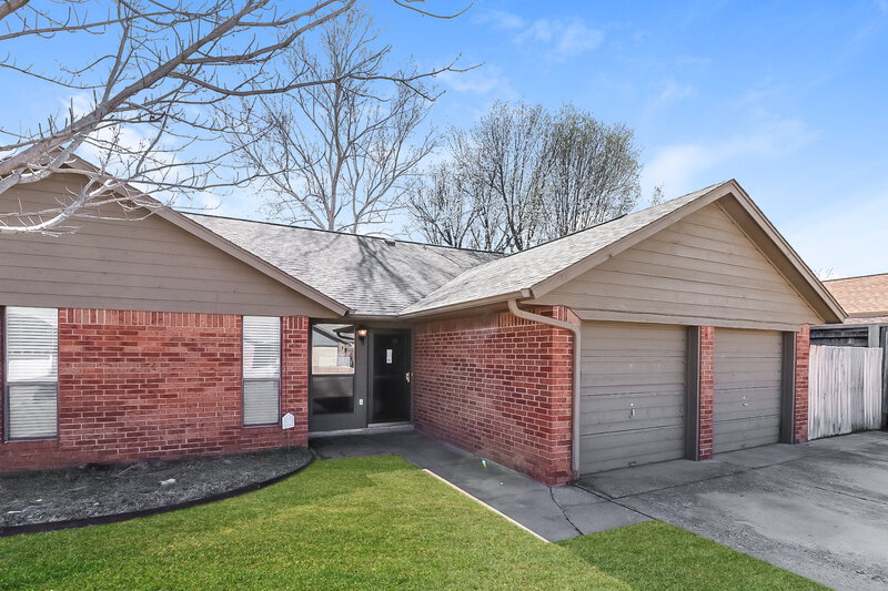 1,825/Mo, 1112 NE 21st Ct Moore, OK 73160 Misc View