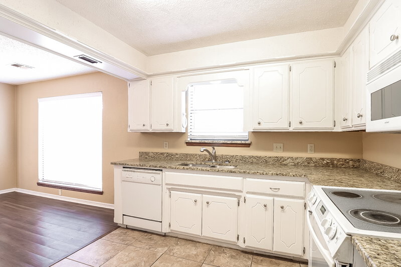 1,825/Mo, 1112 NE 21st Ct Moore, OK 73160 Misc View 9