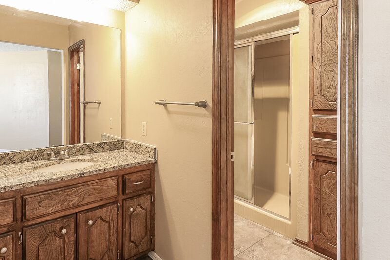 1,825/Mo, 1112 NE 21st Ct Moore, OK 73160 Misc View 13