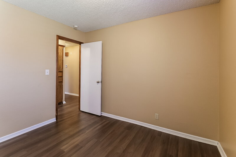 1,825/Mo, 1112 NE 21st Ct Moore, OK 73160 Misc View 16