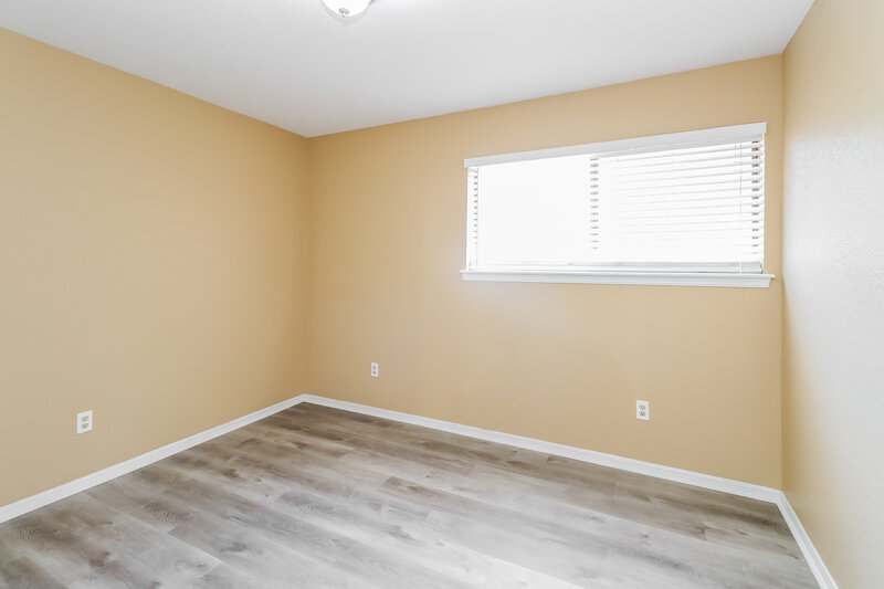 1,270/Mo, 7348 NW 101st St Oklahoma City, OK 73162 Bedroom View