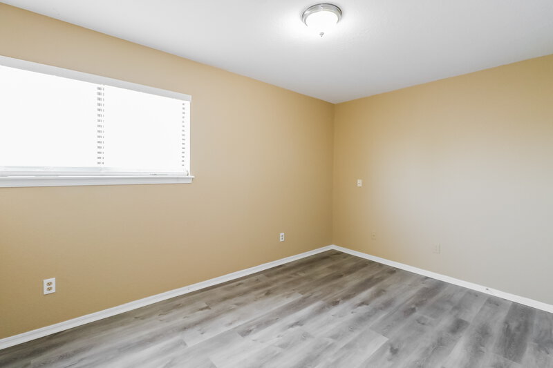 1,270/Mo, 7348 NW 101st St Oklahoma City, OK 73162 Bedroom View 2