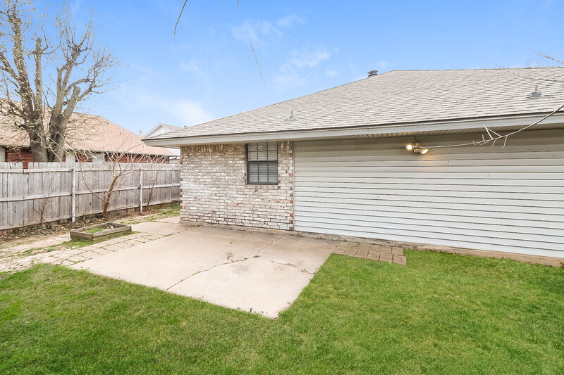 1,520/Mo, 11232 Davis Ct Oklahoma City, OK 73162 Rear View 2