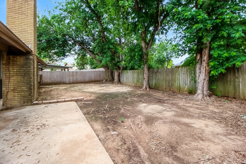 1,525/Mo, 6812 Bear Canyon Dr Oklahoma City, OK 73162 Exterior View