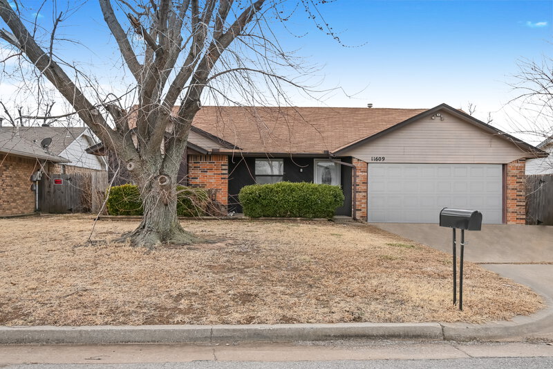 1,580/Mo, 11609 Roxboro Ave Oklahoma City, OK 73162 External View