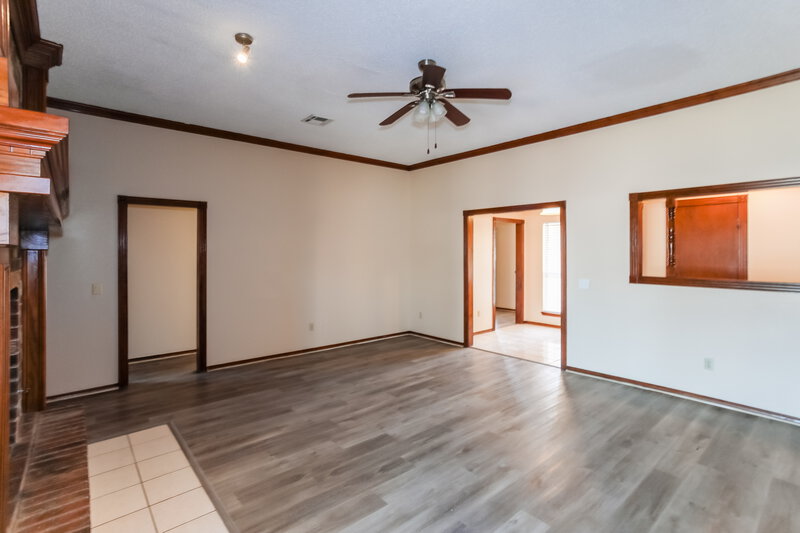 1,595/Mo, 8609 NW 121st St Oklahoma City, OK 73162 Living Room View
