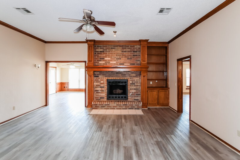 1,595/Mo, 8609 NW 121st St Oklahoma City, OK 73162 Living Room View 2