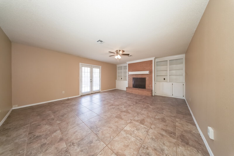 1,465/Mo, 11040 N Eagle Ln Oklahoma City, OK 73162 Living Room View