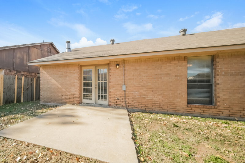 1,465/Mo, 11040 N Eagle Ln Oklahoma City, OK 73162 Rear View 2