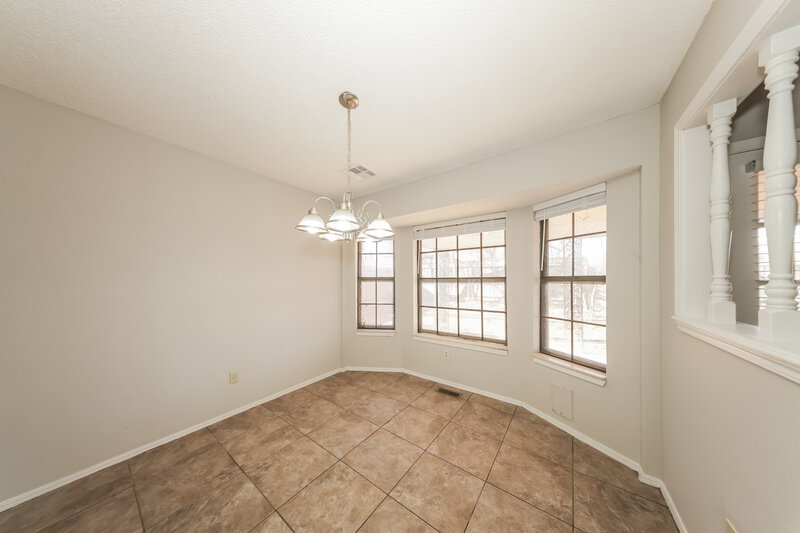 1,715/Mo, 9713 Hummingbird Ln Oklahoma City, OK 73162 Dining Room View
