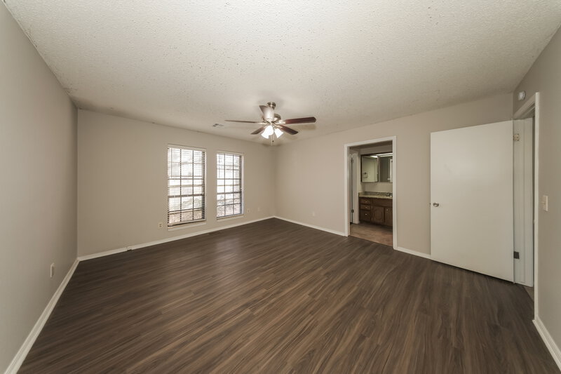 1,715/Mo, 9713 Hummingbird Ln Oklahoma City, OK 73162 Main Bedroom View