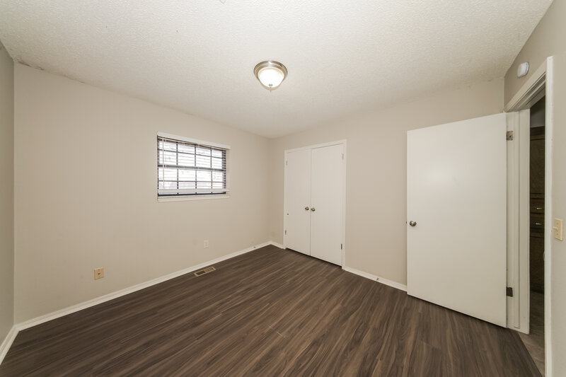 1,715/Mo, 9713 Hummingbird Ln Oklahoma City, OK 73162 Bedroom View 3
