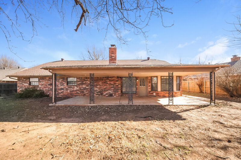 1,715/Mo, 9713 Hummingbird Ln Oklahoma City, OK 73162 Rear View