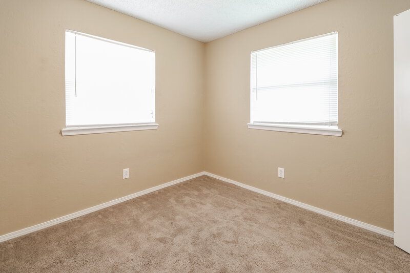 1,372/Mo, 9108 Checkerbloom Dr Oklahoma City, OK 73165 Bedroom View