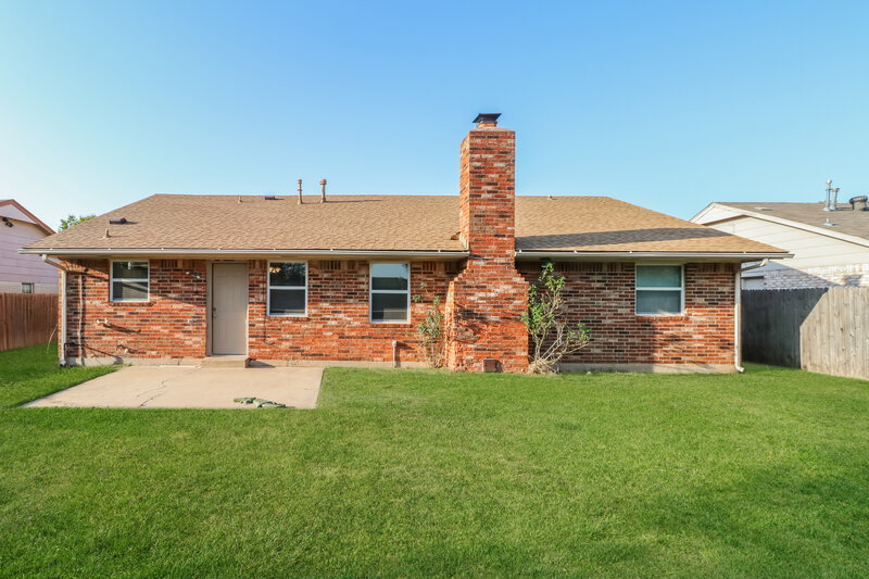 1,372/Mo, 9108 Checkerbloom Dr Oklahoma City, OK 73165 Rear View
