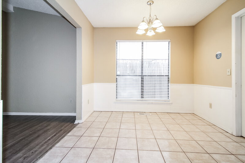 1,385/Mo, 528 Wandering Way Oklahoma City, OK 73170 Dining Room View