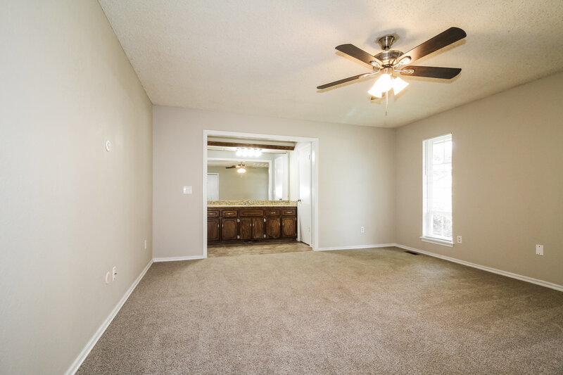 1,595/Mo, 829 Turtle Creek Rd Oklahoma City, OK 73170 Main Bedroom View