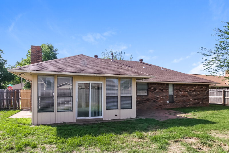 1,690/Mo, 674 Wandering Way Oklahoma City, OK 73170 Rear View