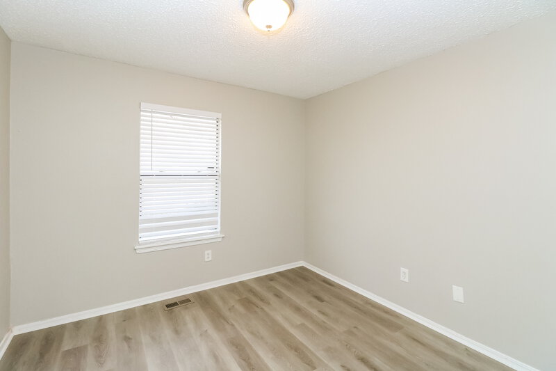 1,215/Mo, 516 Waterview Rd Oklahoma City, OK 73170 Bedroom View 2